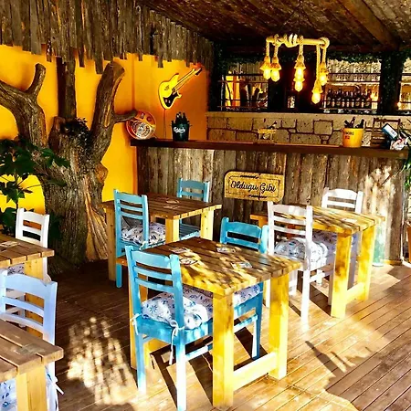 Pupa Alaçatı Butik Otel Çeşme